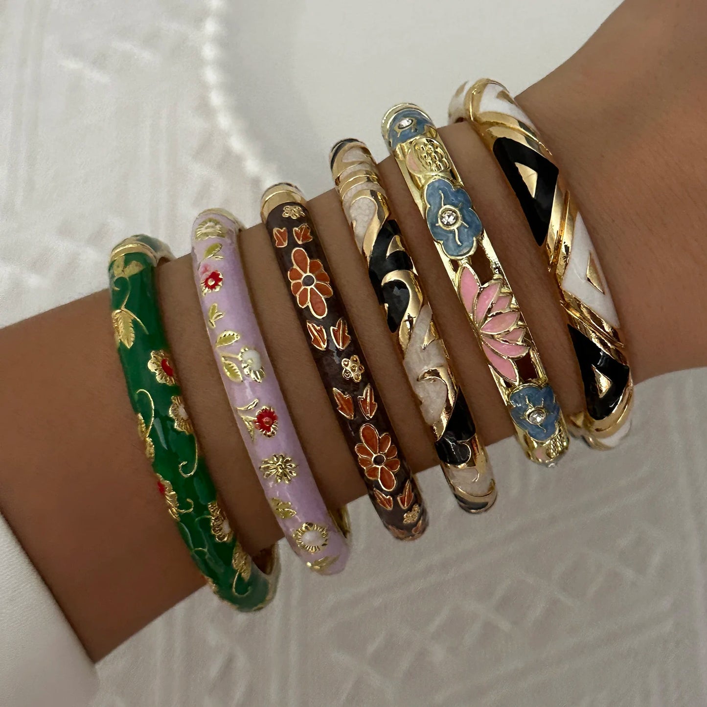Elegante pulsera de esmalte de flores con circonitas – Pulsera retro chapada en oro con ojo turco floral para mujer | Joyería de moda para fiesta
