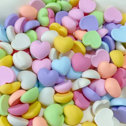 30/300pcs Mini Breloques en Résine Bonbon Fleur Amour – Mignons Accessoires de Bricolage pour Nail Art, Barrettes à Cheveux, Scrapbooking, Bijoux Faits Main et Projets Créatifs pour Enfants