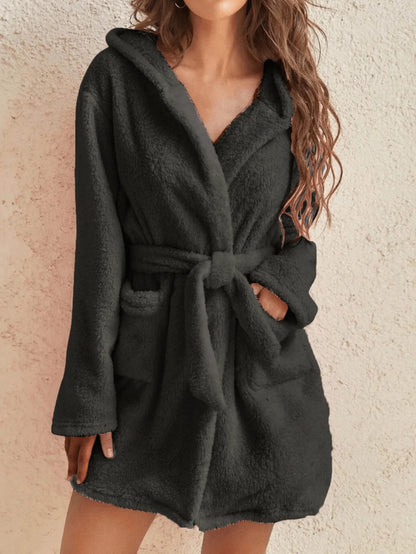 Women’s Hooded Fleece Robe – Solid Color Cozy Warm Bathrobe with Belt for Autumn & Winter Home Wear