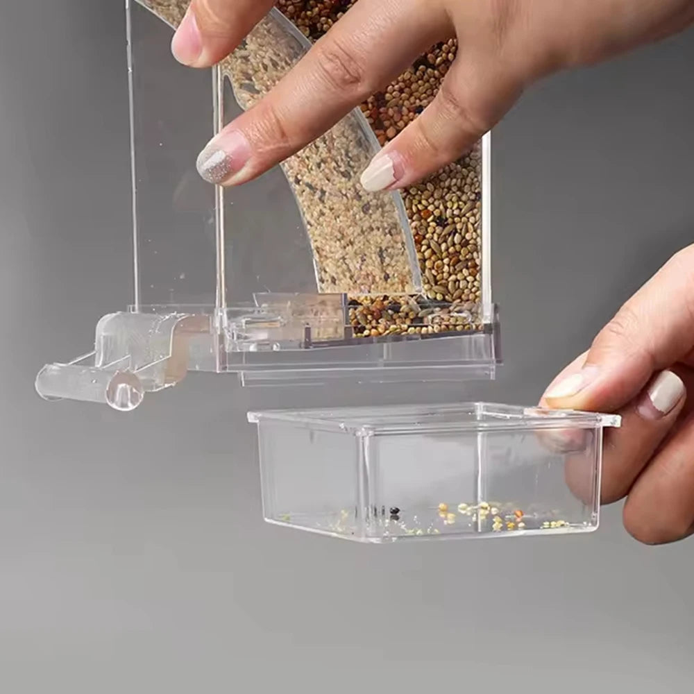 Parrot Bird Feeder – 1PC Transparent Anti-Spill Food Box, Durable Clear Feeding Device for Parrots & Small Birds