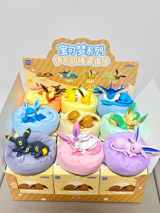 Pokémon Eevee Sleeping Pose Blind Box Figure – Cute Anime Collectible Lucky Charm Toy