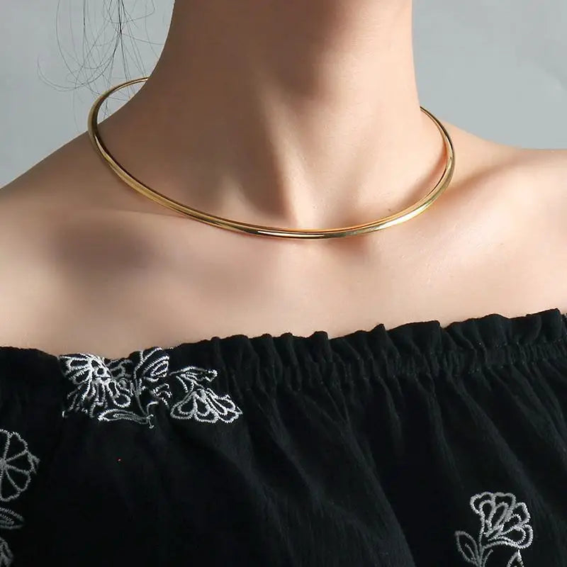 Stainless Steel Choker Collar Necklace for Women – Minimalist Open Neck Cuff Torque Jewelry for Valentine’s Day & Mom Gifts