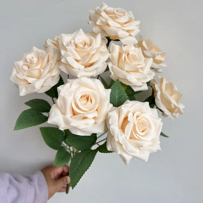 Ramo de rosas de diamantes de 9 cabezas – Rosas artificiales sintéticas con detalles de diamantes brillantes, arreglo floral realista para boda, decoración del hogar, sala de estar y regalo