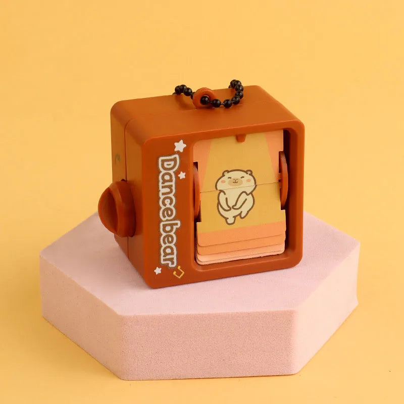 Cartoon Book Flipping Animation Machine Keychain – Creative Backpack Pendant Decompression Fidget Toy, Novelty Small Gift