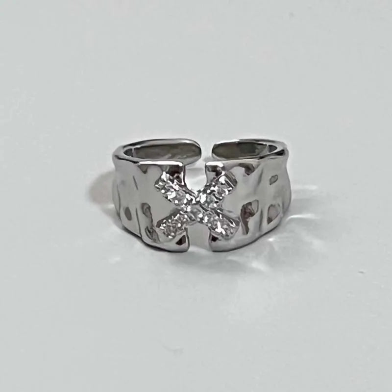Anillo Ajustable Vintage Cruz y Estrella Irregular – Anillo Abierto Gótico Punk Plateado para Pareja, Hombre y Mujer | Joyería de Regalo Y2K E-Girl