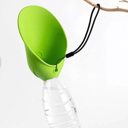 Portable Foldable Pet Water Bowl – Universal Dog & Cat Drinking Cup with Interchangeable Bottle, Outdoor Travel Feeding Dispenser