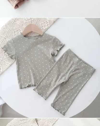 Korean Style Girls Summer Pajama Set – Floral Print Short Sleeve T-Shirt & Shorts Outfit for Kids 1–8 Years