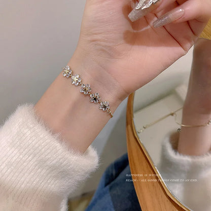 Women’s Fashion Four Leaf Grass Gold Color Adjustable Bracelet Korean Style Wedding Party Jewelry