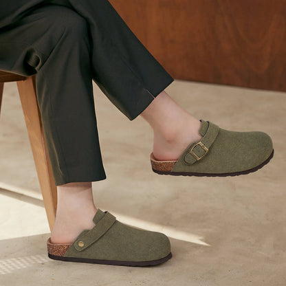 Kidmi Zuecos de ante de vaca para mujer y hombre, mules con plantilla de corcho, correa ajustable y soporte para el arco del pie