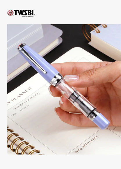 Set de pluma estilográfica TWSBI Diamond 580 Mini Lavanda Púrpura – Edición Limitada con caja de tinta de regalo, pluma de escritura premium para diario, caligrafía, negocios y colección de papelería