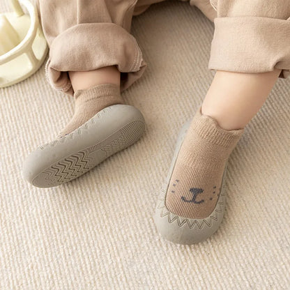 Zapatos y calcetines primeros pasos para bebés – Bonitas zapatillas de dibujos animados para bebés con suela de goma suave para niños y niñas