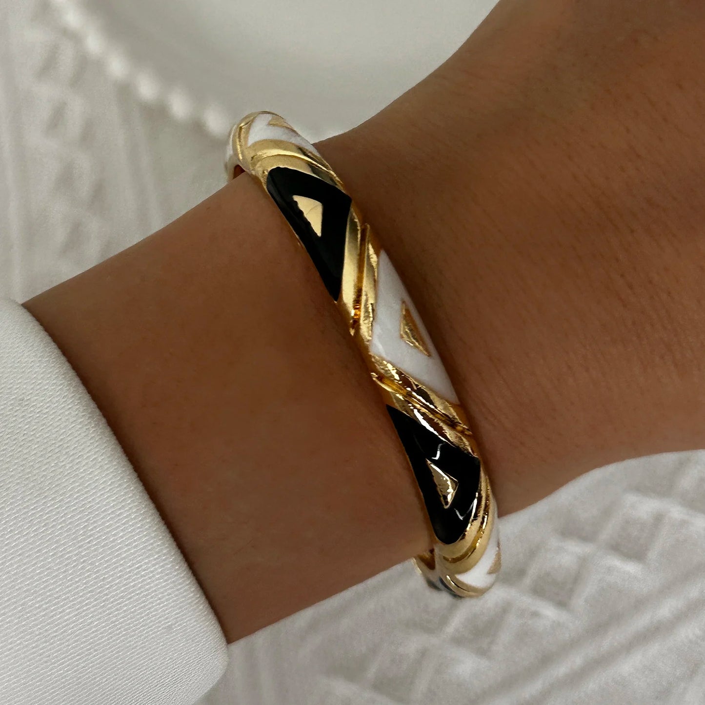 Elegante pulsera de esmalte de flores con circonitas – Pulsera retro chapada en oro con ojo turco floral para mujer | Joyería de moda para fiesta