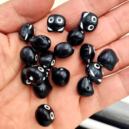 30 perles mignonnes en forme de tête de chat – Adorables perles d'animaux pour la fabrication de bijoux, boucles d'oreilles, colliers, bracelets, porte-clés et créations artisanales