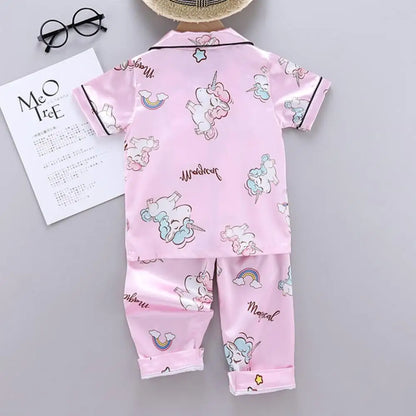 Conjunto de Pijama de Verano para Niñas – Conjunto de Pijama de Satén de Unicornio de Dibujos Animados de 2 Piezas | Ropa de Dormir Suave para Niños Pequeños con Aire Acondicionado