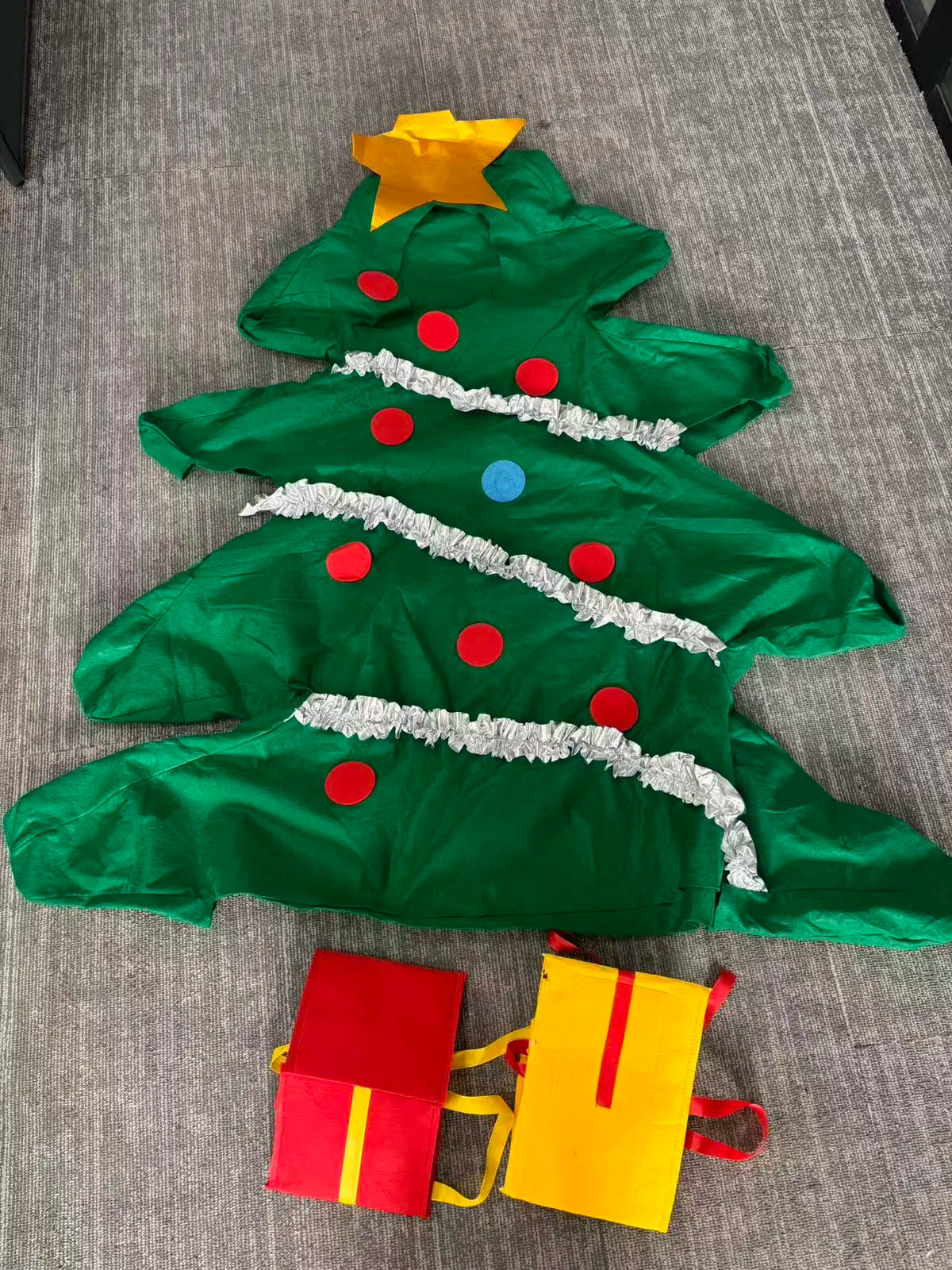 Adult Christmas Tree Costume with Shoe Covers, Funny Holiday Cosplay Outfit for Men and Women, Xmas Party Masquerade, Fancy Dress, Role Play and Festive Celebrations