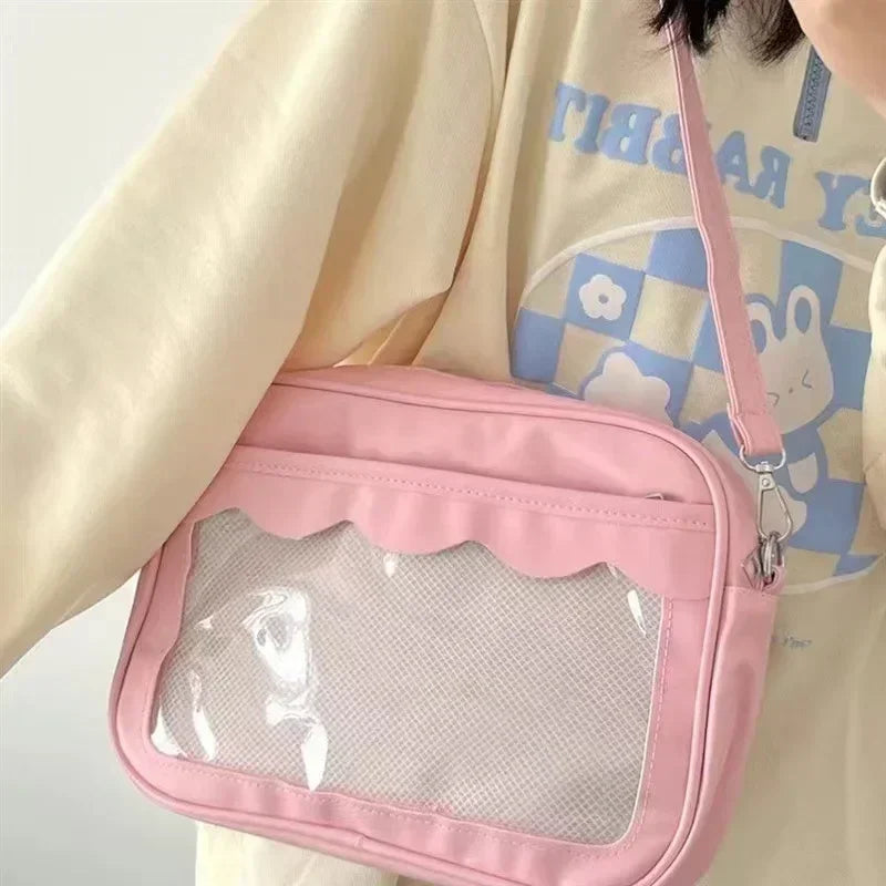 Bolso japonés Harajuku Ita – Bolso bandolera de piel sintética con bolsillo transparente para mujeres y estudiantes de secundaria, bolso de estilo uniforme JK, bolso de almacenamiento de moda Kawaii para coleccionistas y uso diario