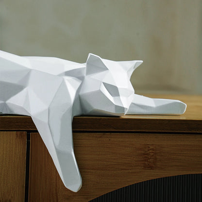Geometric Lying Cat Statue – Modern Black & White Decorative Figurine for Home, Office, Table & Shelf Décor