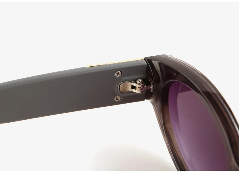 2025 Luxury Oval Sunglasses for Women Men Unisex Designer Fashion Shades UV400 Classic Trend