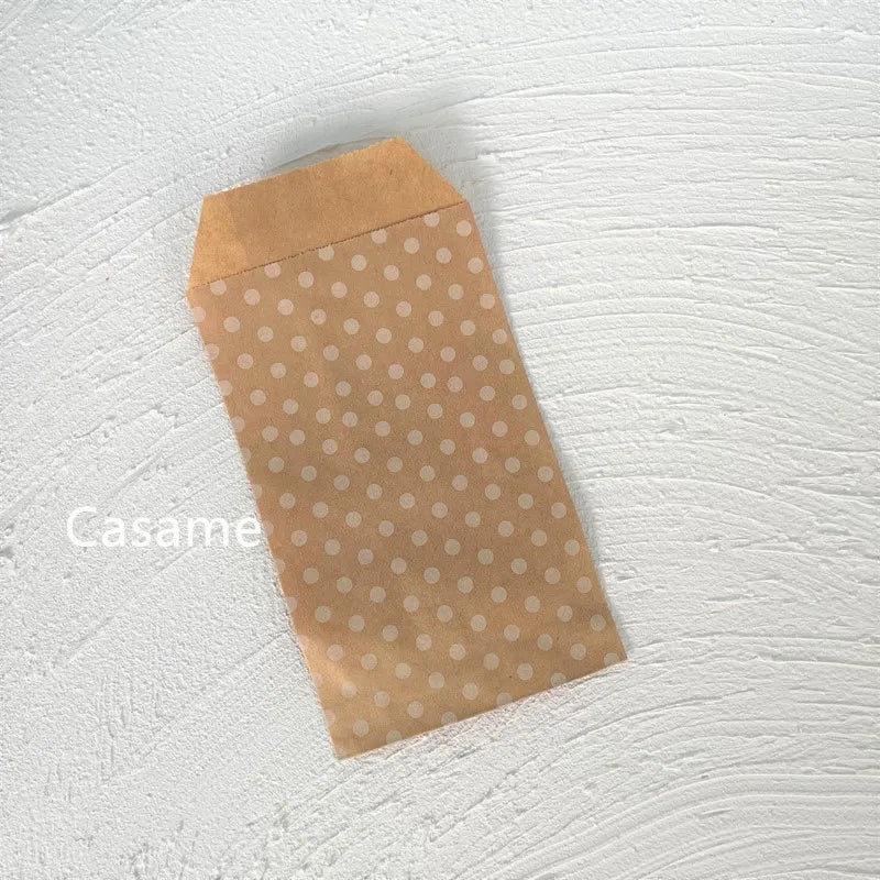 10/25/50PCS Mini Bolsas de Regalo de Papel Kraft con Lunares para Boda, Cumpleaños, Recuerdos de Fiesta, Invitaciones, Tarjetas de Felicitación y Pequeños Regalos