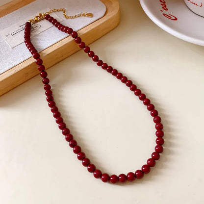 Red Round Glass Bead Necklace – Retro Collarbone Chain for Women, Vintage-Inspired Fashion Jewelry & Everyday Accessories