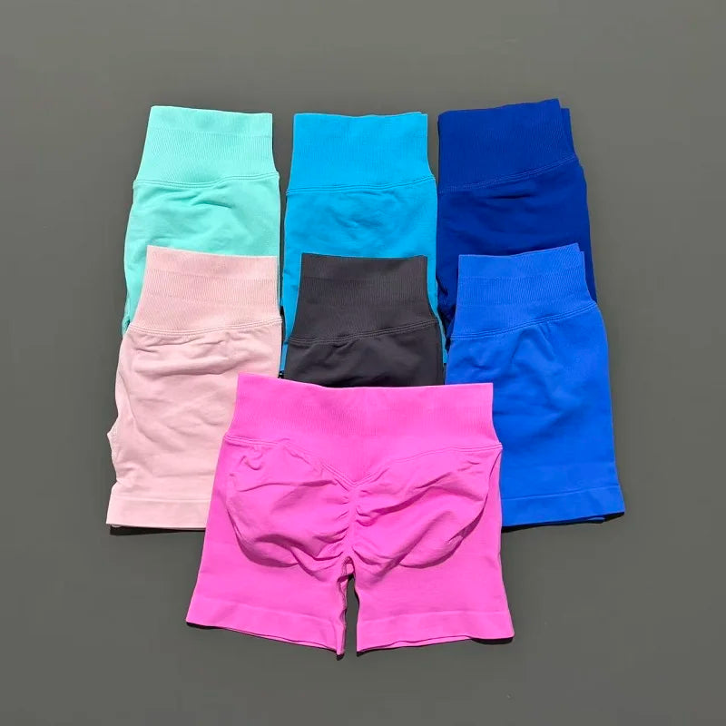 HISTELLO Pantalones cortos de yoga sin costuras de 4.5" para mujer – Pantalones cortos deportivos de talle bajo con efecto fruncido para gimnasio, fitness, correr y ropa deportiva