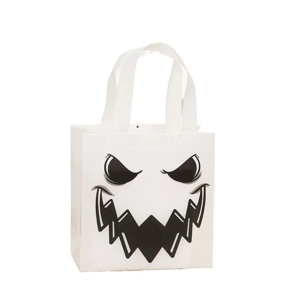 Halloween Pumpkin Candy Bags for Kids, Non-Woven Trick or Treat Loot Bags, Cute Ghost Bat and Cat Treat Bags, Halloween Goodie Bags, Party Favors and Holiday Gift Bags