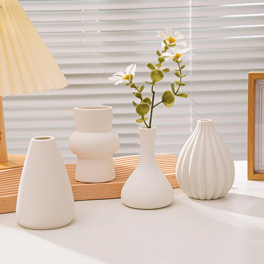 Florero Nórdico de Cerámica Blanca – Jarrón Decorativo Moderno para Sala de Estar, Decoración del Hogar y Escritorio