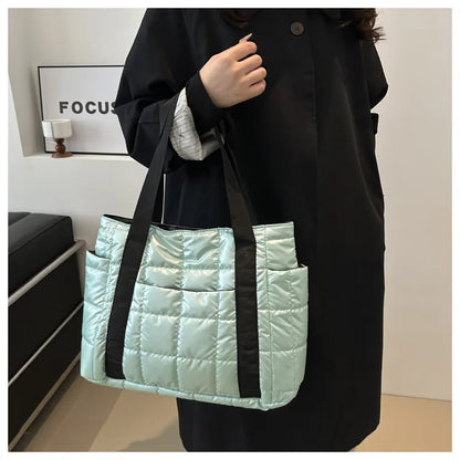 Sac à bandoulière matelassé pour femmes – Grand sac fourre-tout en nylon pour l'hiver 2025, motif en coton chaud, sac à main de voyage décontracté et tendance