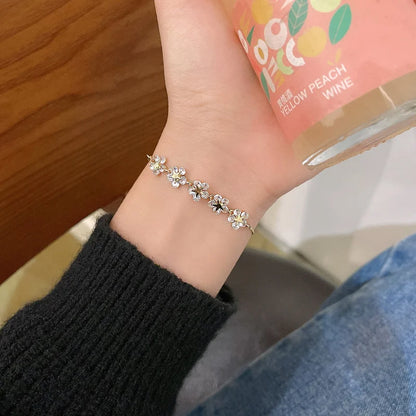 Women’s Fashion Four Leaf Grass Gold Color Adjustable Bracelet Korean Style Wedding Party Jewelry