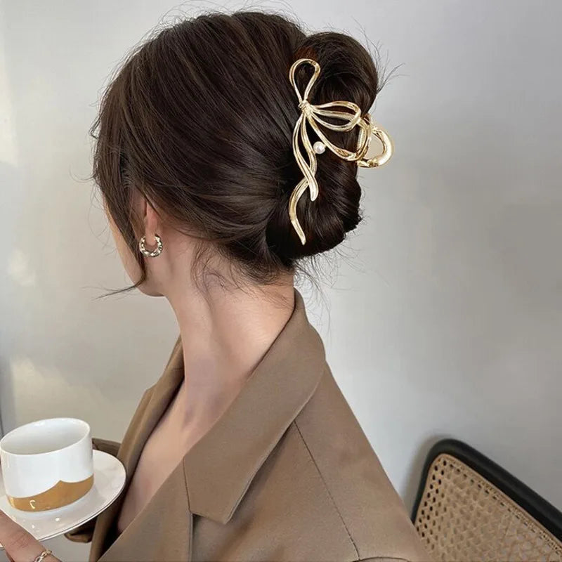 Elegant Geometric Bow Hair Claw Clip for Women – Vintage Large Metal Hair Clip Barrette Hair Accessory