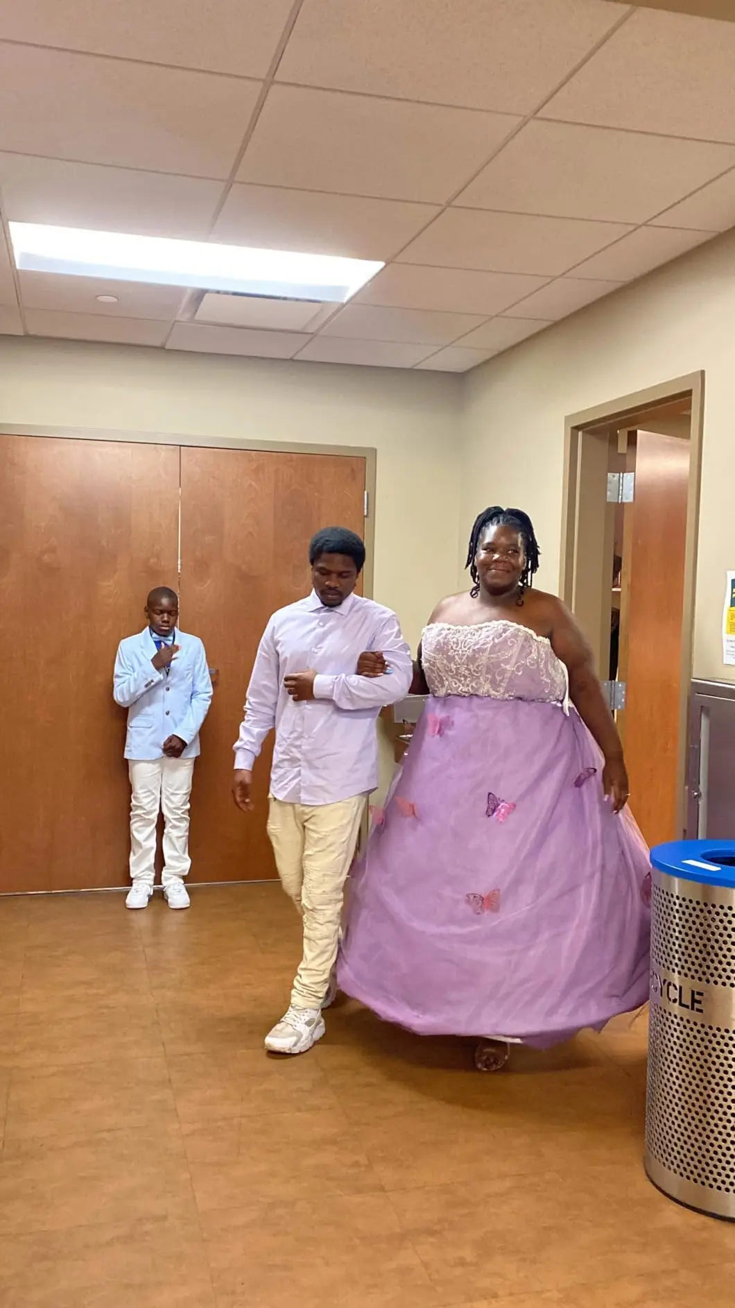 Enagua de boda de crinolina de 6 aros – Enagua larga blanca para vestido de baile, capa de soporte de falda de medio deslizamiento para vestido de novia, accesorios de boda para vestidos de princesa y vestidos formales