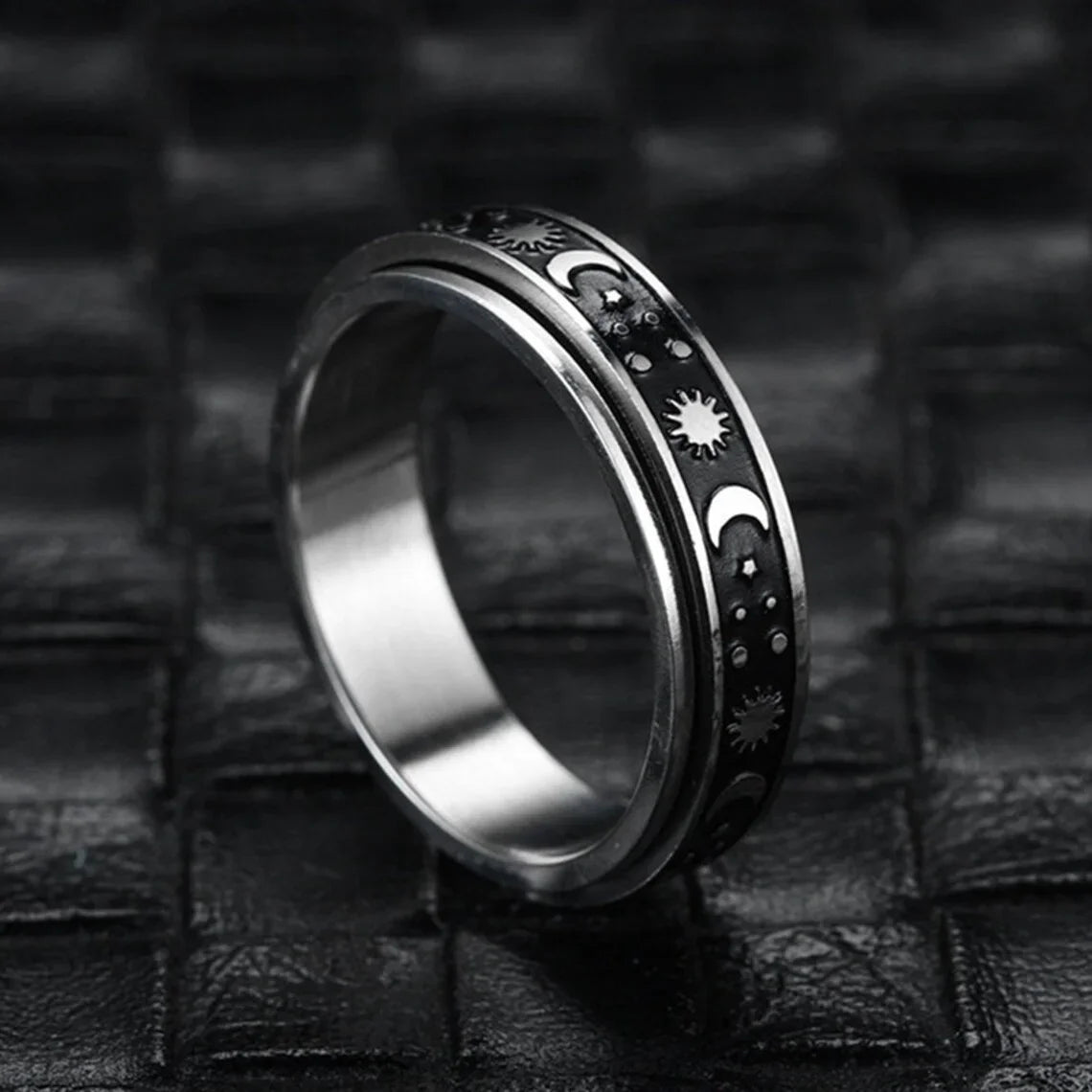 Vintage Sun Moon Star Spinner Ring – Stainless Steel Rotating Promise Band for Men & Women | Anniversary Statement Jewelry Gift