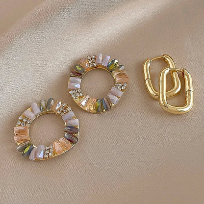 Retro Diamond Studded Ear Cuff – Geometric Hollow-Out Rectangular & Circular Design, Elegant Women's Statement Jewelry for Banquets