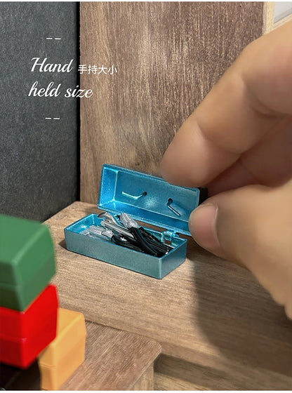 Miniature maison de poupée Kit d'outils – Clé, marteau, tournevis et pinces mini accessoires pour poupées Blythe, OB11, scènes de maison de poupée, loisirs créatifs et présentoirs de collection