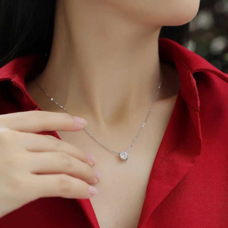 Collar con colgante de moissanita de plata de ley 925 – Joyería fina nupcial y para mujer de 0,5 a 5 quilates