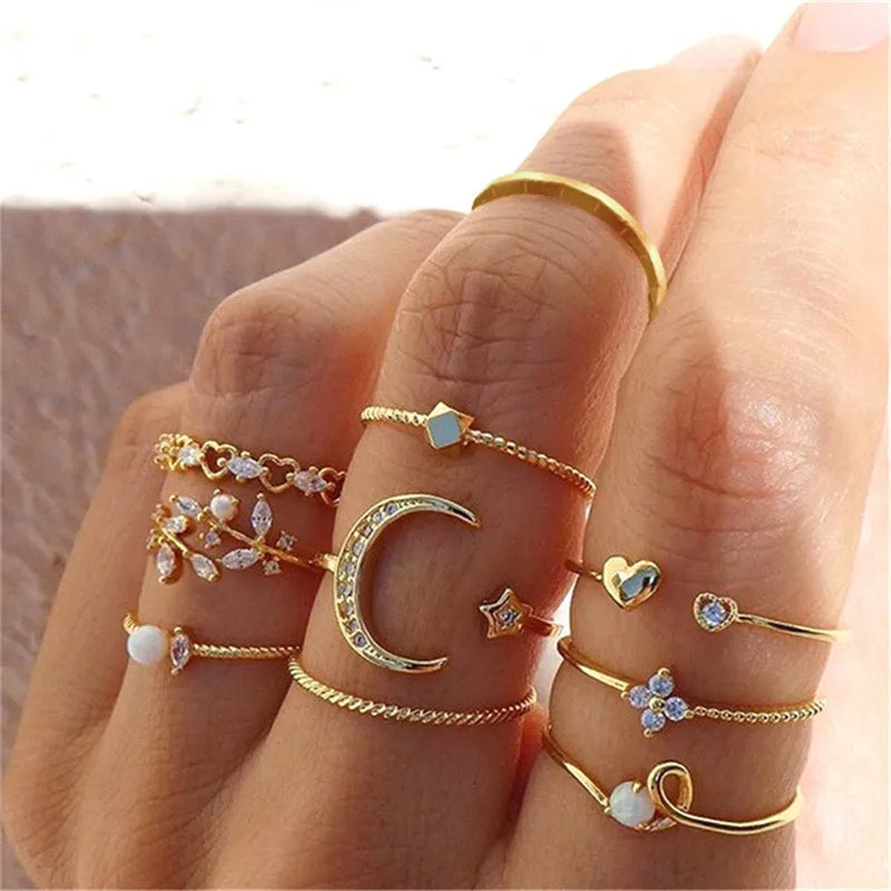 Conjunto de anillos apilables de circonita cúbica plateada para mujer – Luna, flecha, flor y corazón | Joyería de moda para boda y regalo