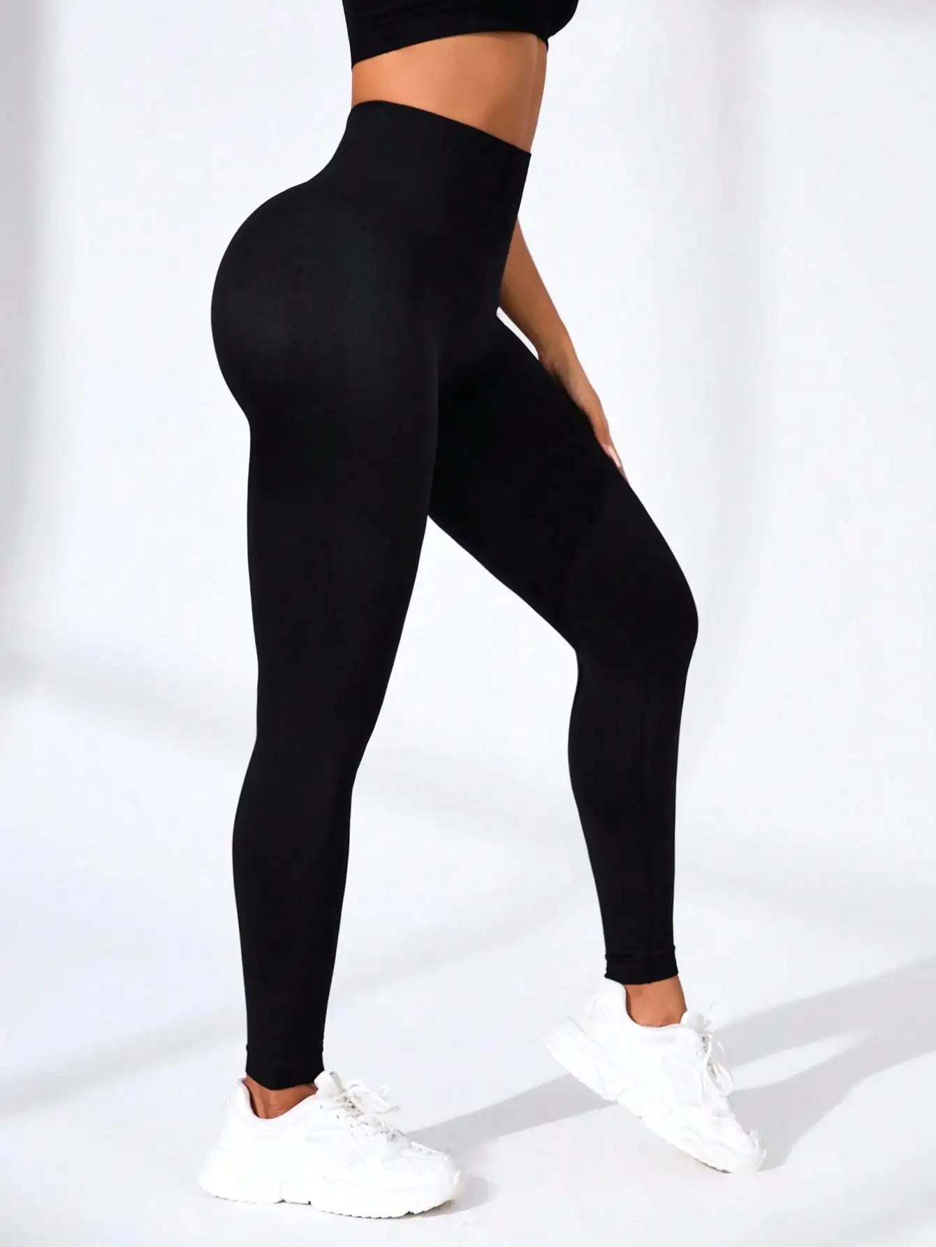 Seamless Yoga Leggings – High-Waist Butt-Lifting Quick-Dry Breathable Workout Tights with Lettering Print for Women