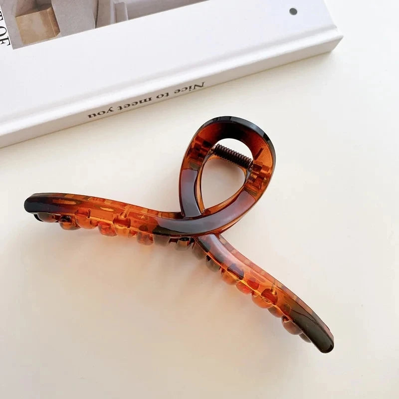 Elegant Geometric Bow Hair Claw Clip for Women – Vintage Large Metal Hair Clip Barrette Hair Accessory