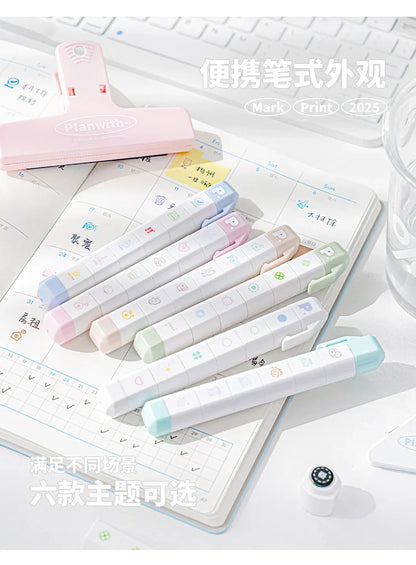 Jeu de tampons journal de listes de tâches mignonnes – Tampons encreurs détachables en forme de stylo pour agenda, carnet, scrapbooking, carnets de voyage et artisanat décoratif
