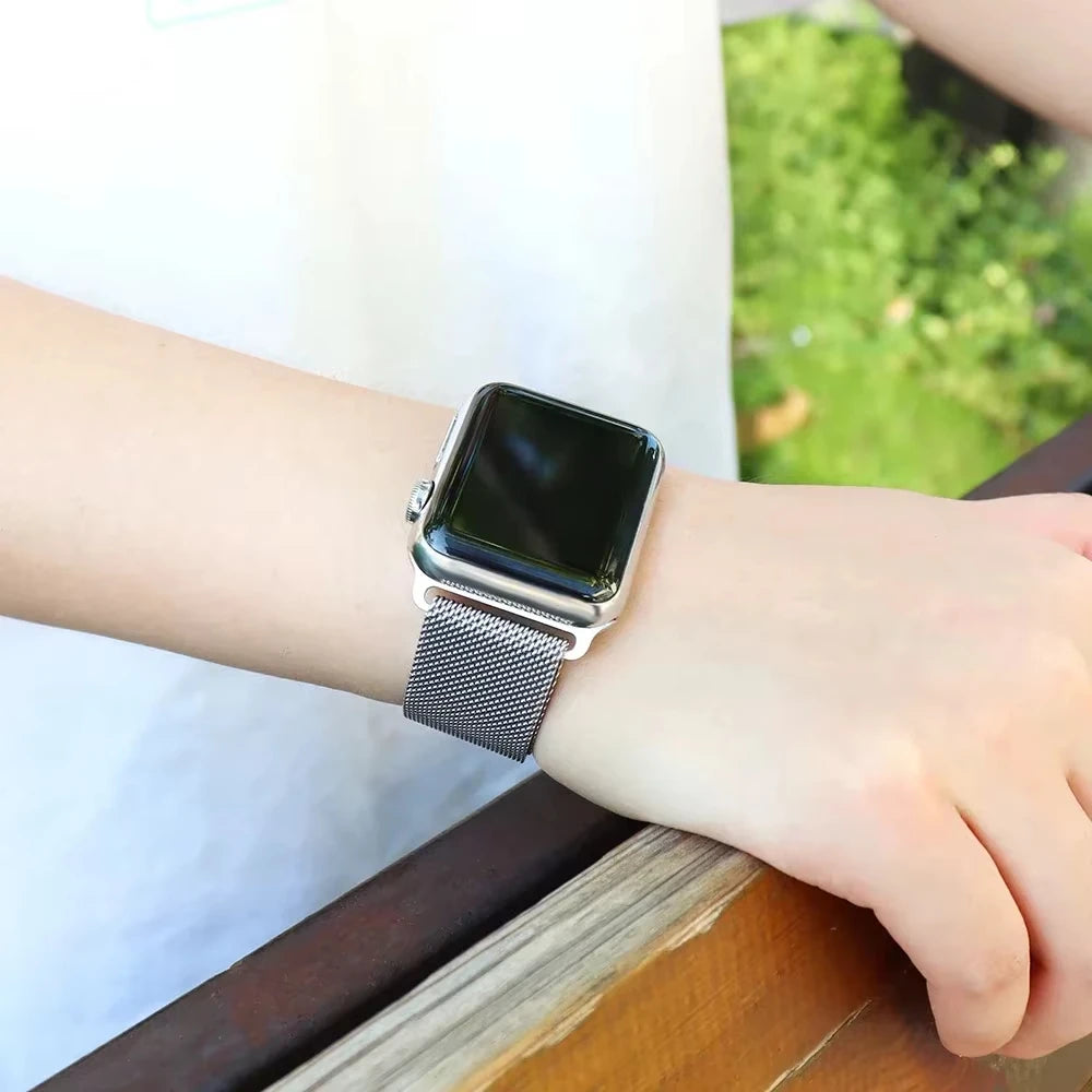 Milanese Loop Metal Band for Apple Watch – Compatible with Series 11, 10, 9, 8, 7, 6, 5, 4, SE & Ultra 2/3, 40–49mm