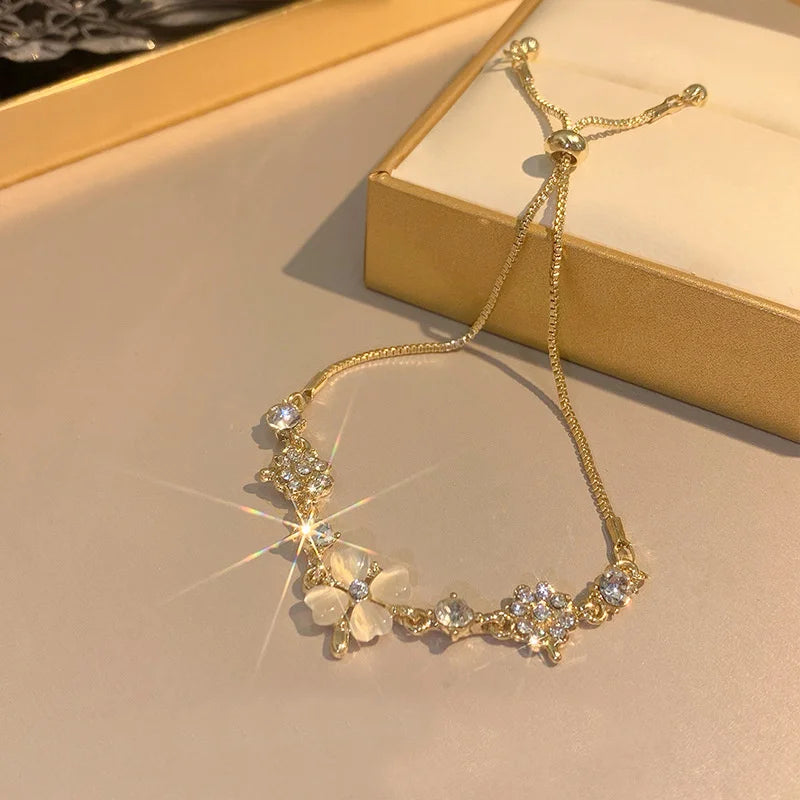 Women’s Fashion Four Leaf Grass Gold Color Adjustable Bracelet Korean Style Wedding Party Jewelry