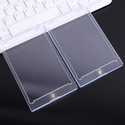 Ensemble de supports pour cartes à collectionner Pokémon – Présentoir magnétique triangulaire en acrylique avec protection étanche pour cartes de collection