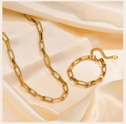 18K Gold Plated Stainless Steel Paperclip Chain Bracelet – Adjustable Twist Link Chunky Stackable Bracelet for Women
