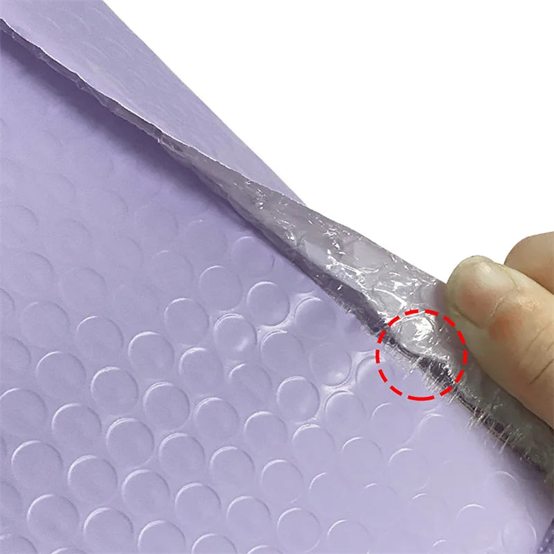 Lot de 50 enveloppes à bulles violettes – Enveloppes matelassées auto-adhésives pour un emballage, un envoi et des commandes e-commerce sécurisés