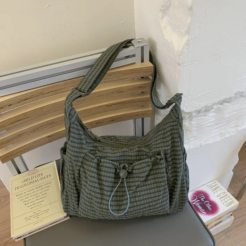 Bolso de hombro de nailon estilo coreano – Bolso tote sencillo a cuadros con cremallera y diseño de nube plisada con cordón ajustable, bandolera de moda para mujer, bolso de mano casual para el día a día