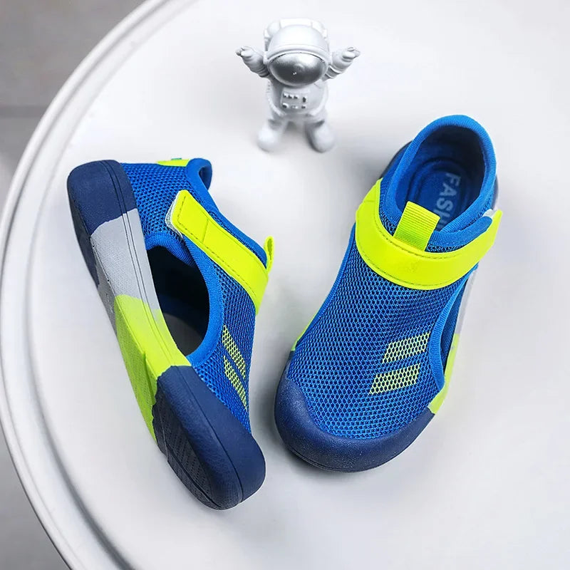 Kids Closed Toe Sport Sandals Lightweight Summer Beach Shoes for Boys & Girls