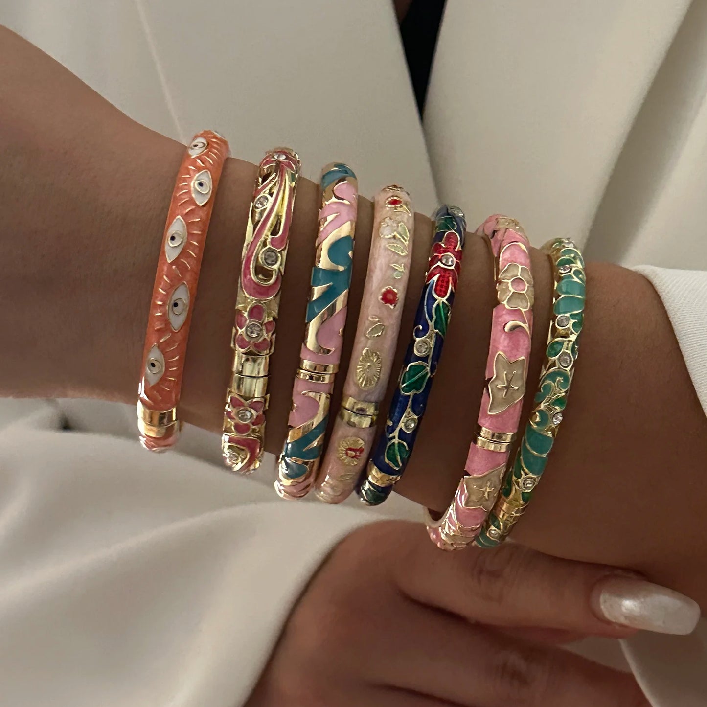 Elegante pulsera de esmalte de flores con circonitas – Pulsera retro chapada en oro con ojo turco floral para mujer | Joyería de moda para fiesta
