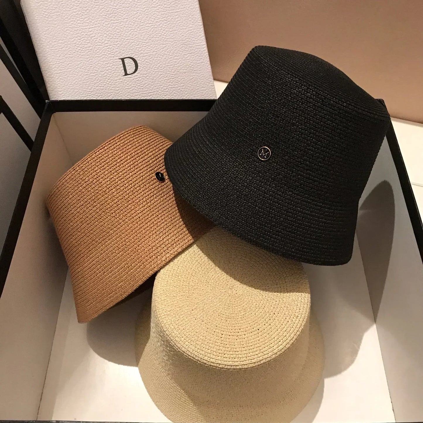 Japanese Designer M Straw Woven Summer Sun Hat for Women Casual Travel Panama Bucket Hat Sunscreen Slim-Face Luxury