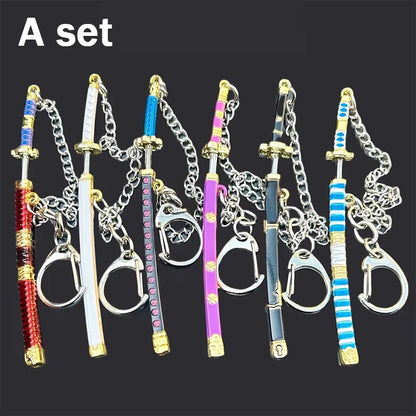 Set de 6 llaveros mini espada katana – Dijes coleccionables inspirados en animes y juegos de 3.54 pulgadas con vainas, genial regalo colgante para mochilas de hombres y niños