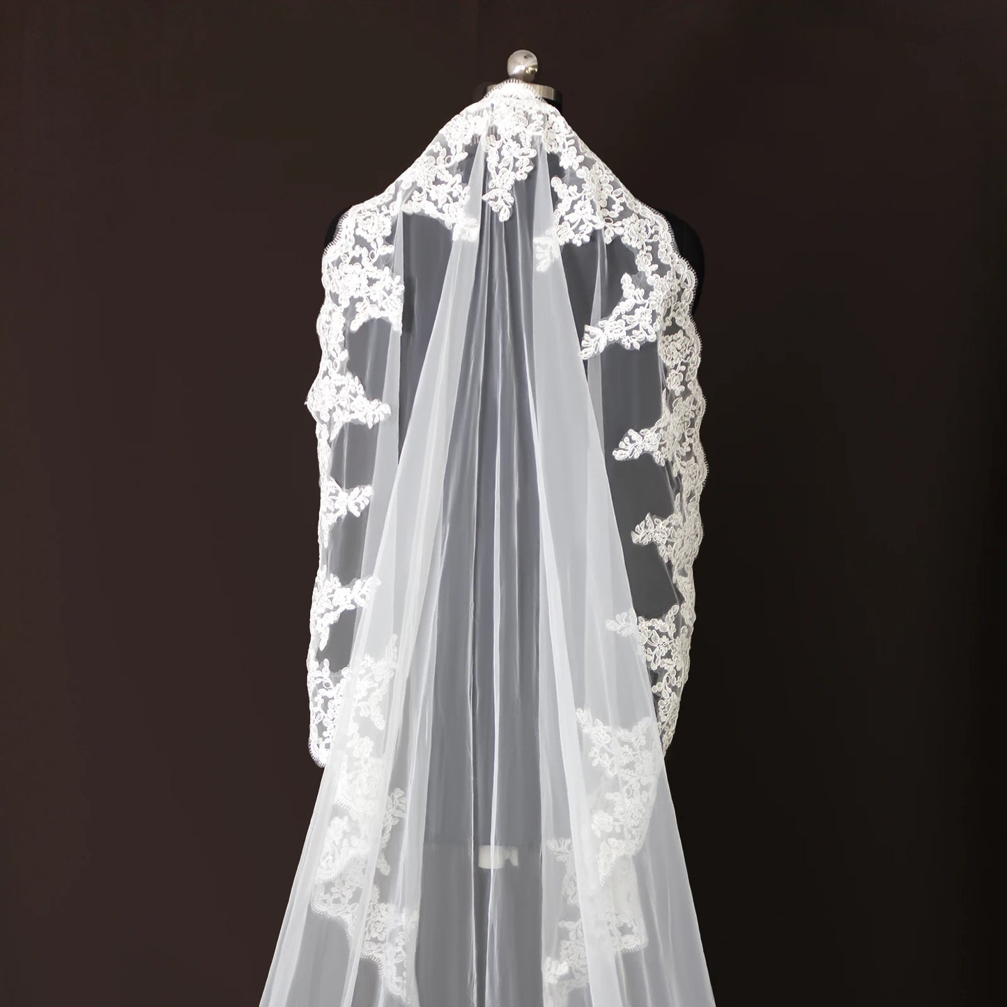 Long Bridal Lace Veil – Spanish Mantilla Wedding Veil with Lace Edge | Elegant Wedding Dress Accessory for Bride & Bridal Party